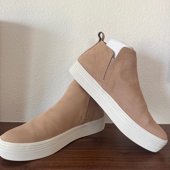 Dolce Vita Shoes - Dolce Vita Smoke/Tan Suede Bootie Sneakers,Size 8.5, Brand new in box
